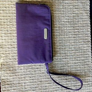 Baggallini wallet/pouch